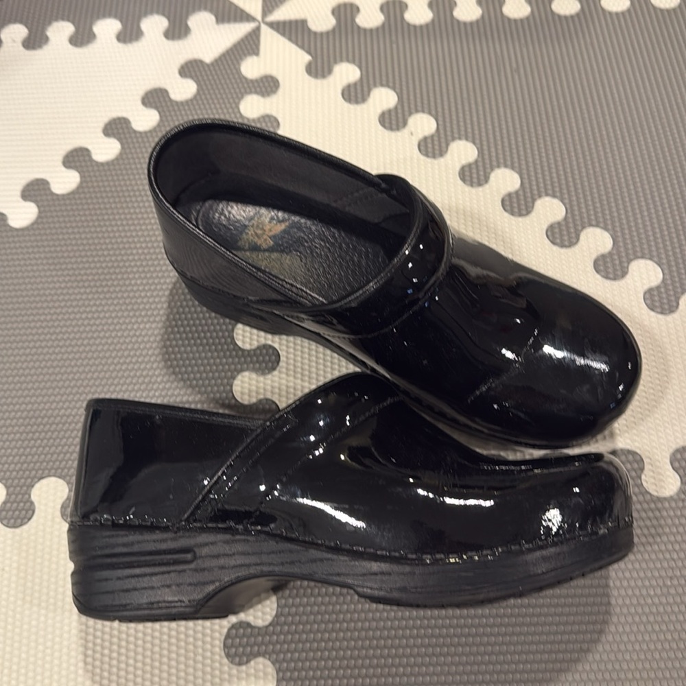 Dansko XP 2.0 Clog